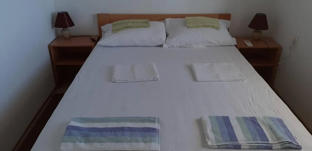 Apartment Vila Velebit Gornji Karin