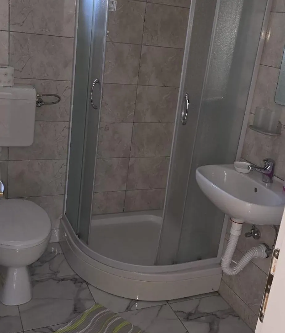 Vila Velebit Gornji Karin Apartment