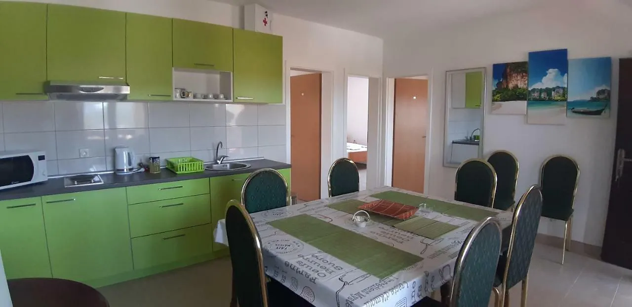 Vila Velebit Gornji Karin 0*,